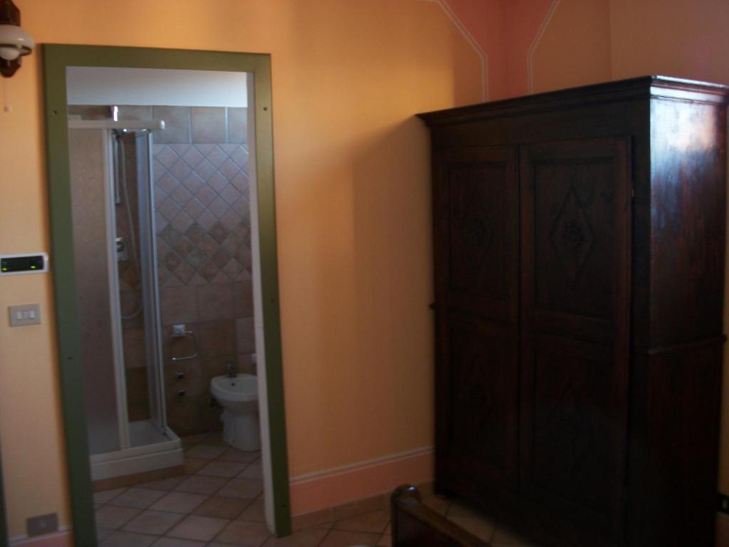 Cascina Ballarin Villa La Morra Room photo